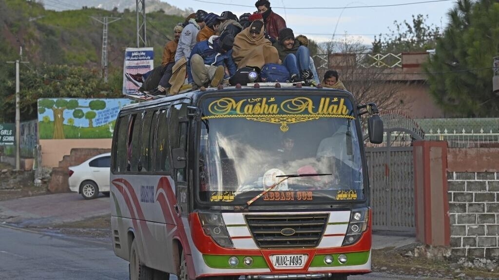 Pakistan : des hommes armés tuent au moins 22 personnes dans plusieurs attaques