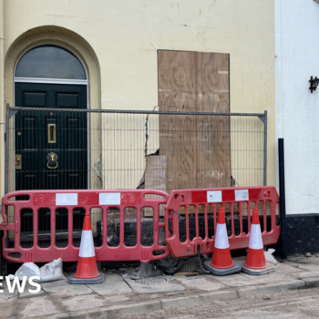 Pedestrians and driver dead after seaside town crash