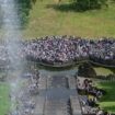 So sehen die Wasserspiele im Bergpark Wilhelmshöhe normalerweise aus (Archivbild). Foto: Uwe Zucchi/dpa