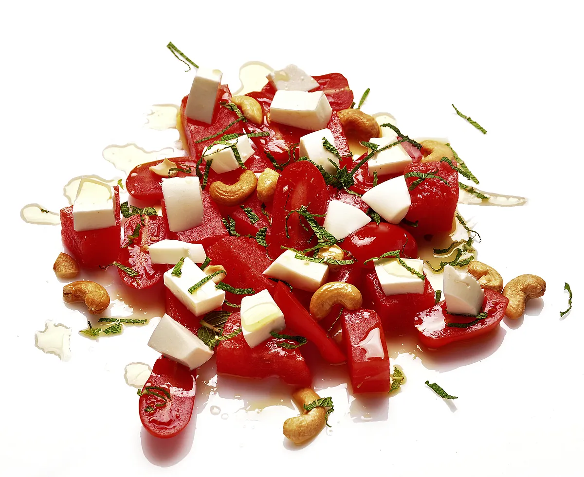 Recetas contra el calor: ensalada de sandía y tomate