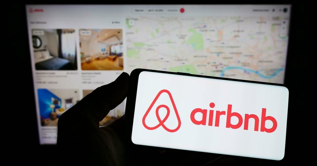 Saint-Ouen, Courbevoie… Quelles ont été les destinations les plus en vogue cet été sur Airbnb ?