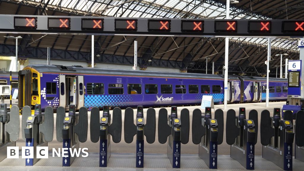 Train driver strikes on hold after new ScotRail pay offer