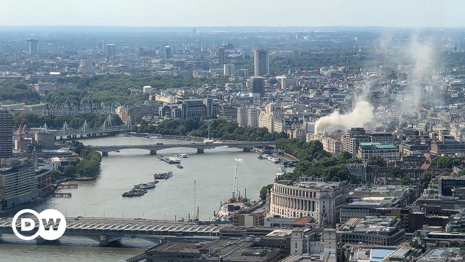 UK: Artworks safe after fire at London's Somerset House