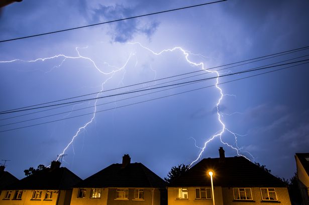 UK weather: Met Office warns 'upper vortex' to cause monster thunderstorms