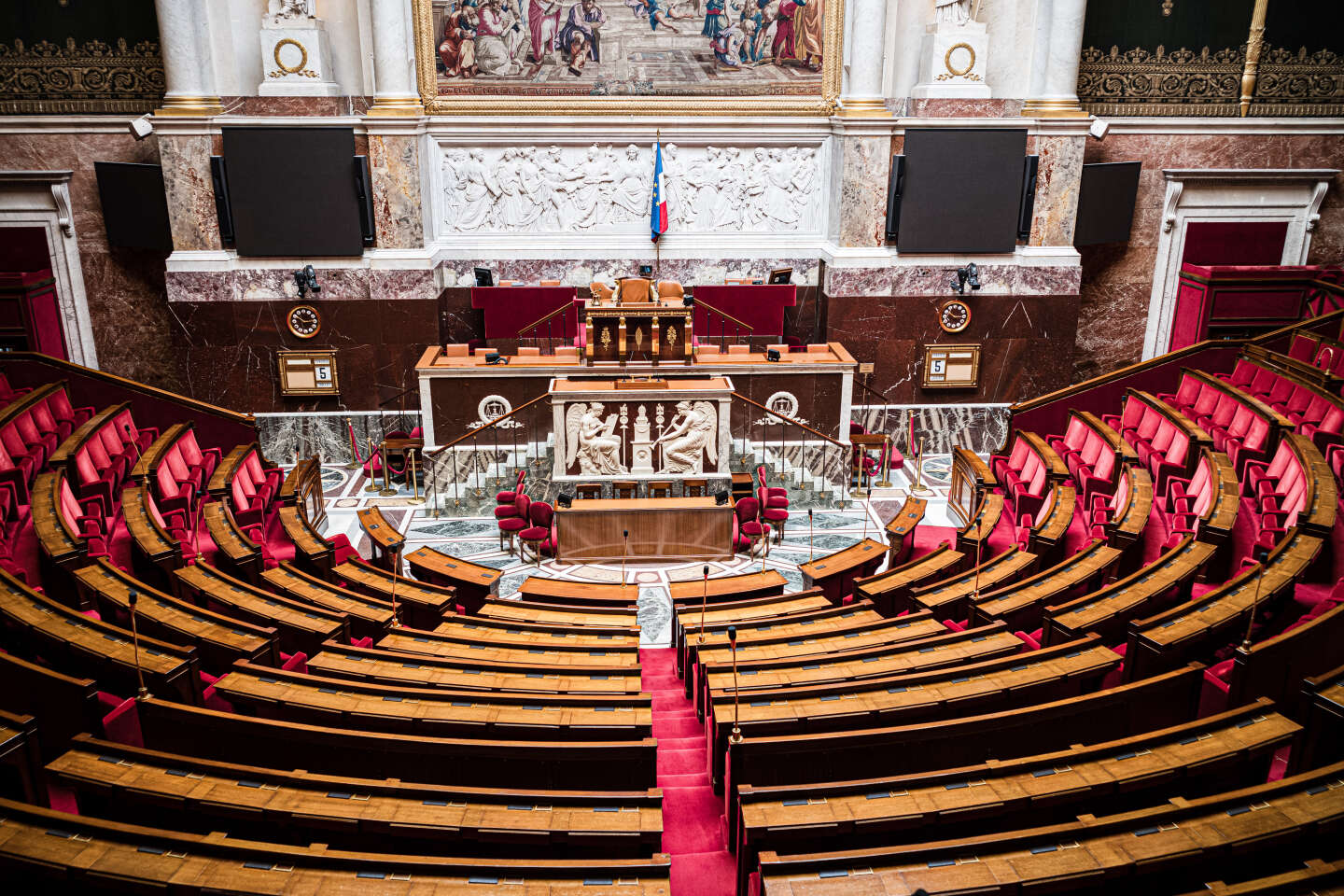 Une Assemblée nationale dysfonctionnelle ressort de la courte session post-dissolution