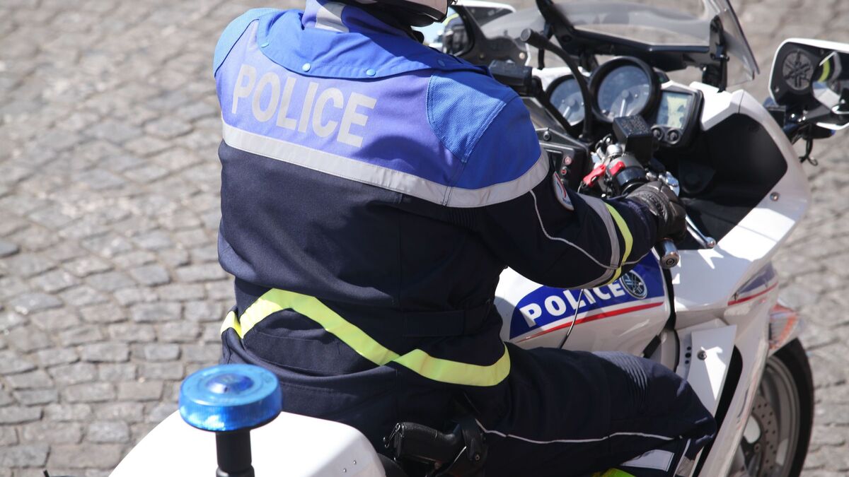 Val-de-Marne : un chauffard ivre fonce sur les motards de la police avant d’être interpellé