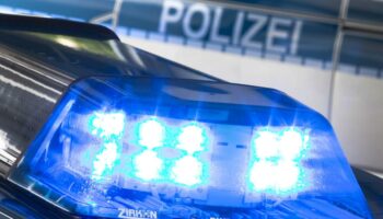 Streit eskaliert – 14-Jähriger sticht Zwölfjährigen mit Messer in den Rücken