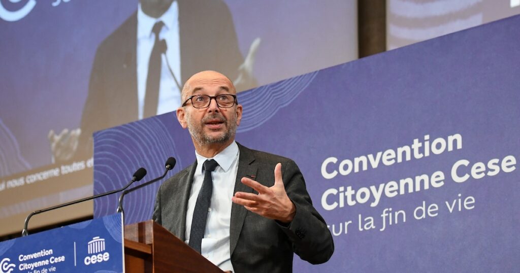 Thierry Beaudet, président du Conseil économique, social et environnemental, lors de l'ouverture de la convention citoyenne sur la fin de vie, à Paris, le 9 décembre 2022