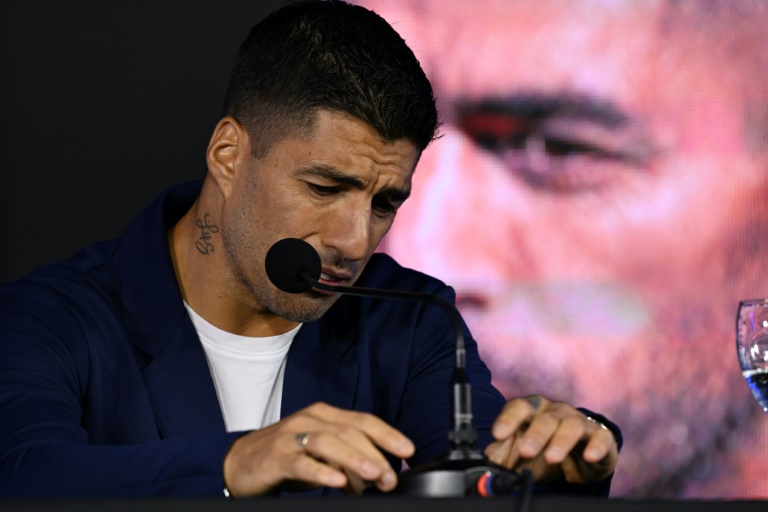 Talentueux, sulfureux...: Luis Suarez annonce la fin de sa carrière internationale avec l'Uruguay