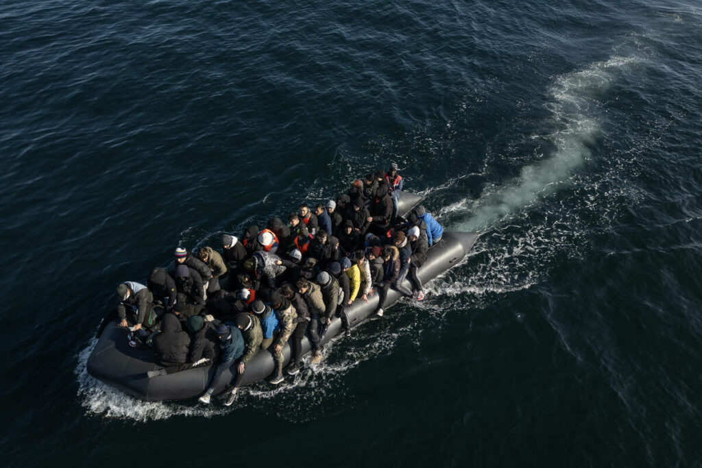 Naufrage dans la Manche : au moins douze migrants sont morts lors d’une tentative de traversée près de Boulogne-sur-Mer