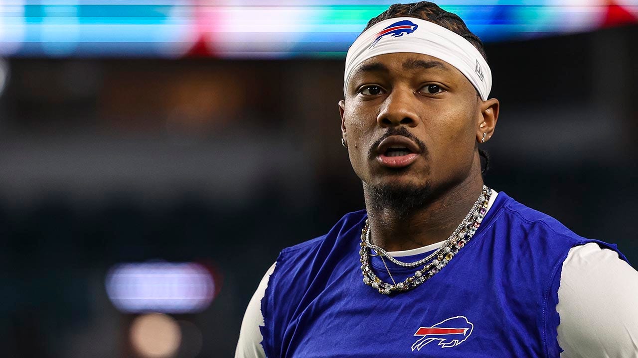 Texans' Stefon Diggs says he 'was in the worst mental space' last year leading up to breakup with Bills