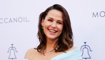 Jennifer Garner shows off cozy ‘treehouse’ kitchen in Architectural Digest tour