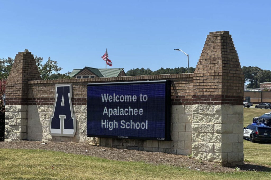 Aux Etats-Unis, plusieurs blessés après des tirs dans un lycée de Géorgie