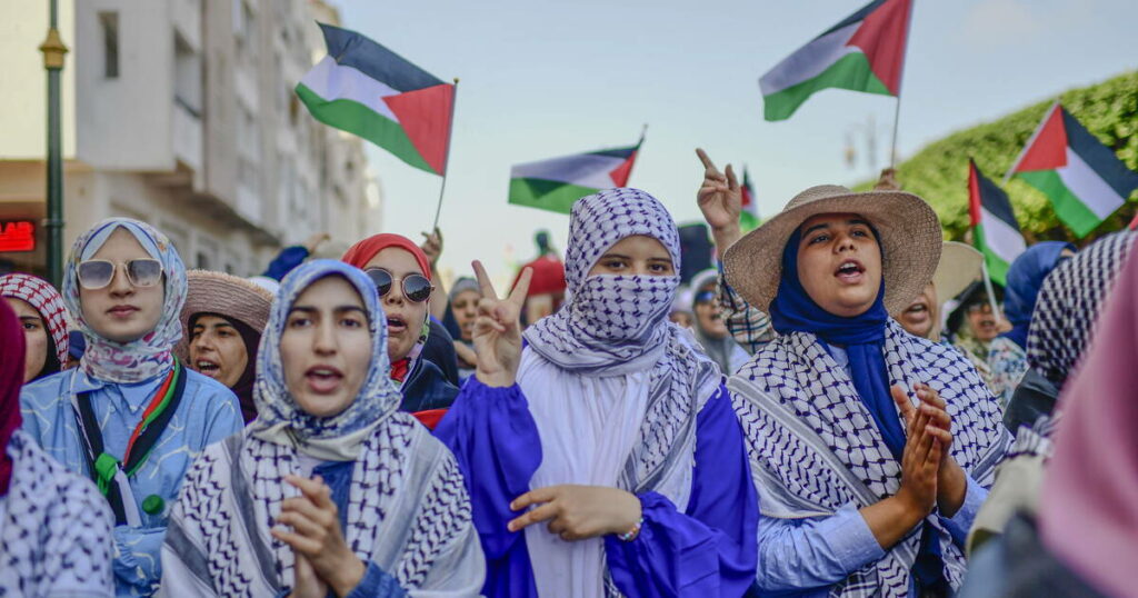 Un décret royal interdit-il à la population marocaine de manifester son soutien à Gaza ?