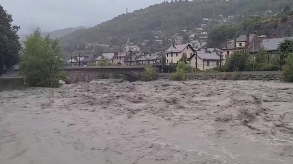 Intempéries : des pluies diluviennes font d'importants dégâts en Savoie