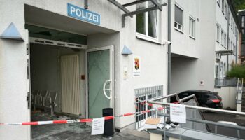 Linz in Rheinland-Pfalz: Angriff mit Machete auf Polizeiwache war islamistisch motiviert