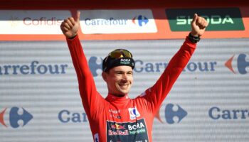 Tour d'Espagne: Primoz Roglic prend le maillot rouge