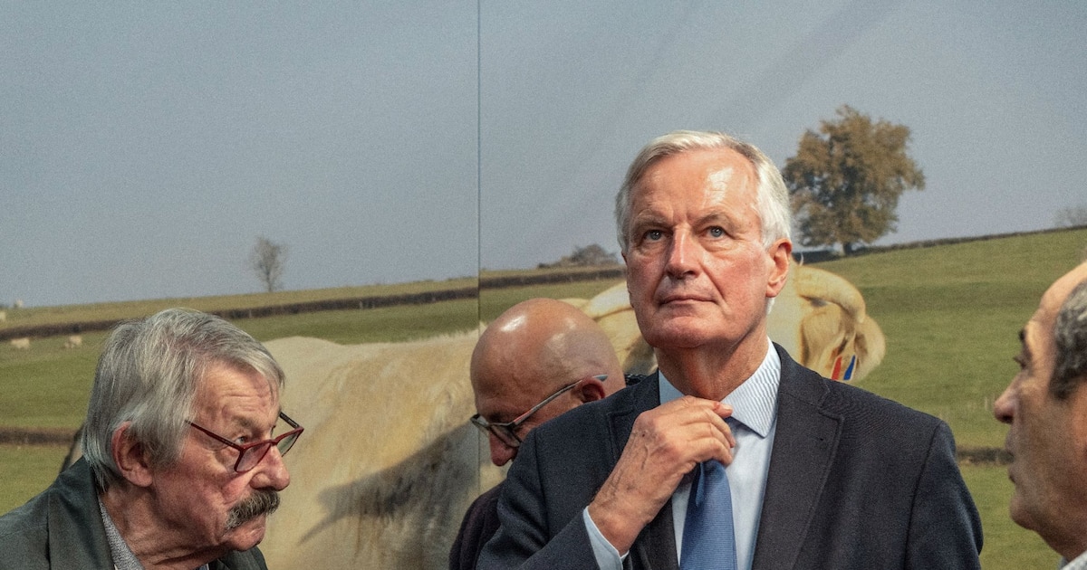 Michel Barnier lors d'une visite au Sommet de l'élevage à Cournon-d'Auvergne, près Clermont-Ferrand, le 7 octobre 2021