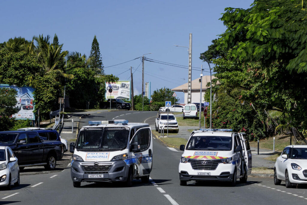 En Nouvelle-Calédonie, l’interdiction des rassemblements et le couvre-feu prolongés jusqu’à mi-septembre