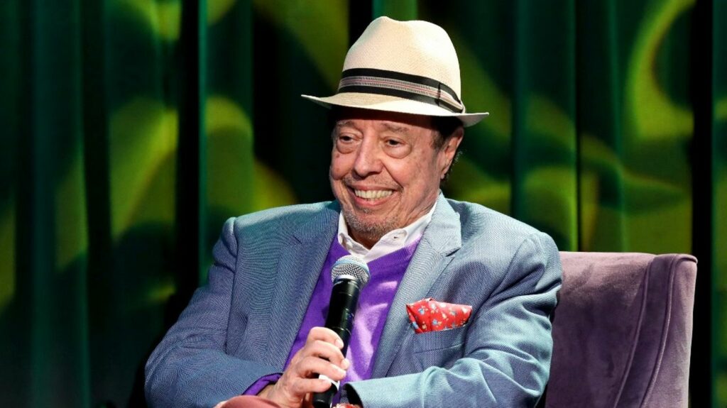 Sergio Mendes, interprète de "Mas que nada" et légende brésilienne de la bossa nova, est mort à 83 ans