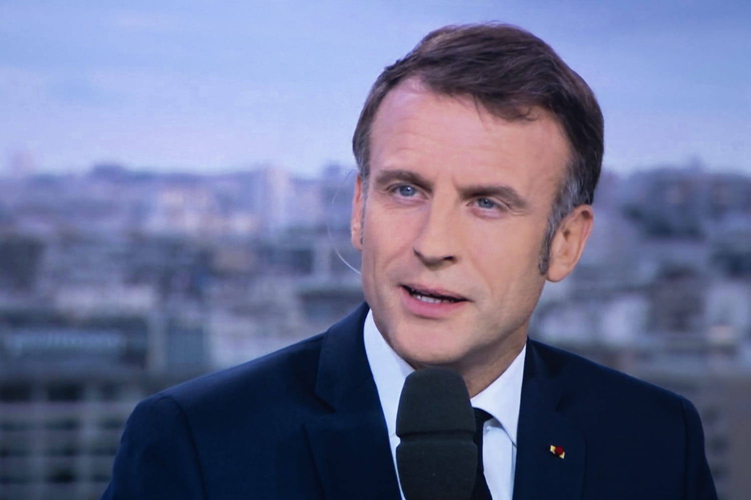 Discours d'Emmanuel Macron : une prise de parole pour tenter de reprendre la main ?