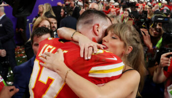 Taylor Swift et Travis Kelce ont déjà inspiré un téléfilm de Noël sur leur histoire d’amour