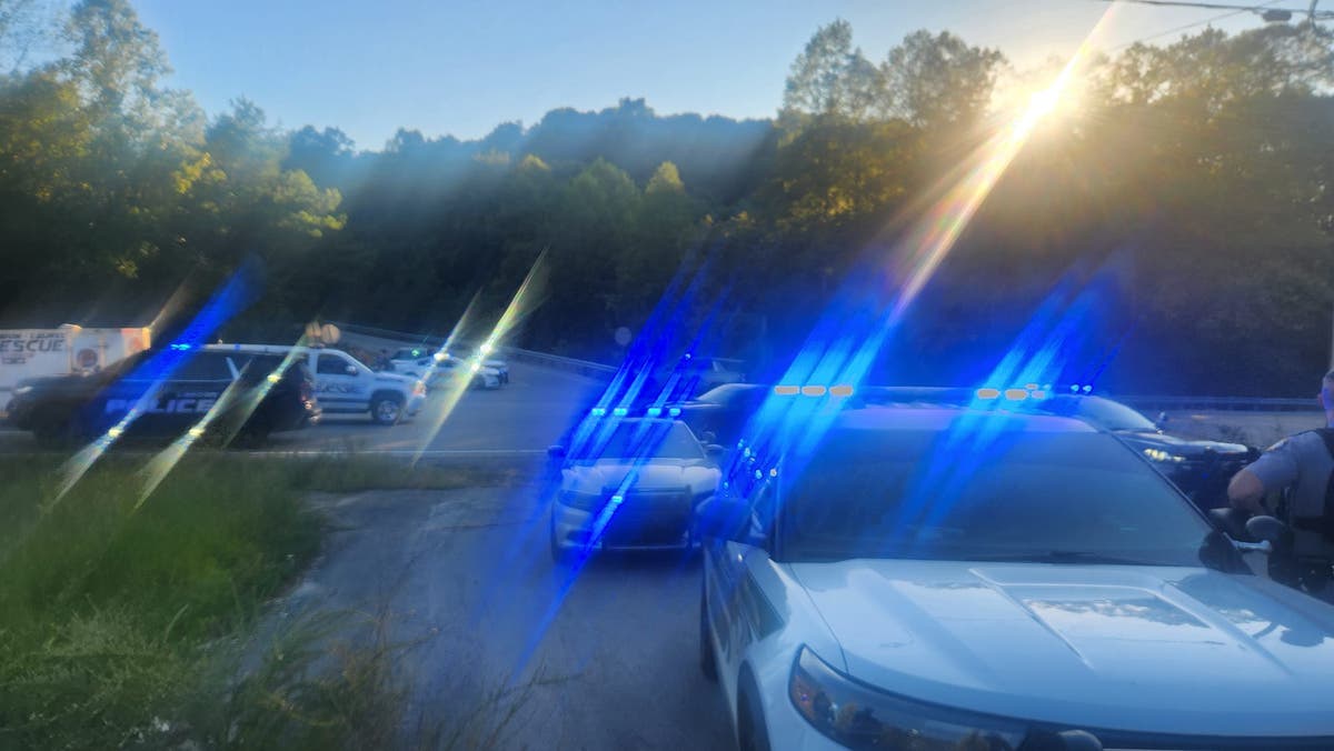 Police hunting suspected gunman, 32, after mass shooting on Kentucky highway