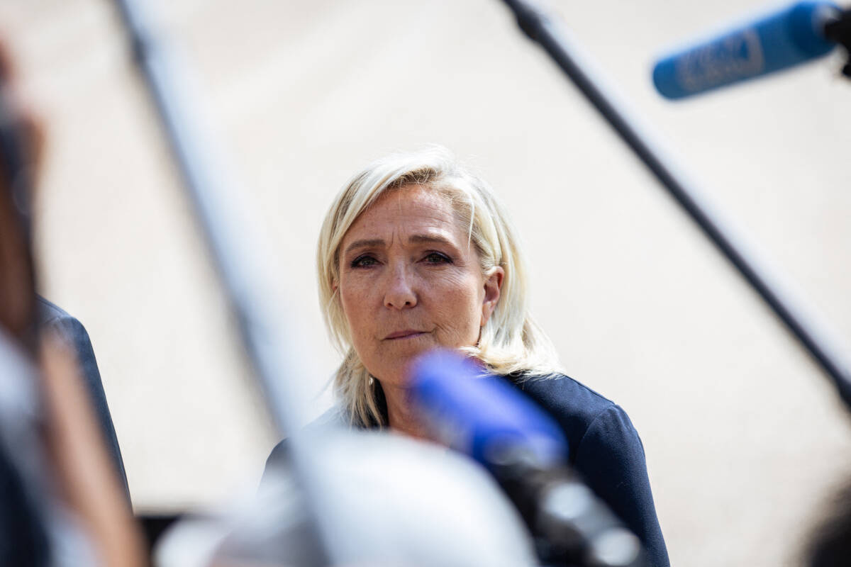 « Je ne suis pas DRH d’Emmanuel Macron » : Marine Le Pen dément avoir participé à la nomination de Michel Barnier