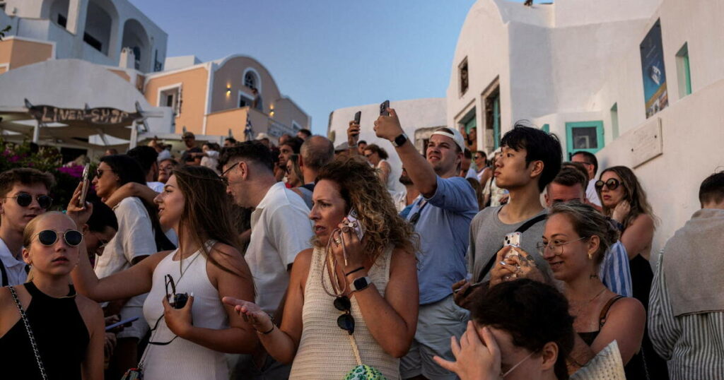 Contre le surtourisme à Mykonos et Santorin, la Grèce va imposer aux croisiéristes une taxe de 20 euros