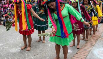 Les Amérindiens emberá ont quitté leur campement au cœur de Bogotá