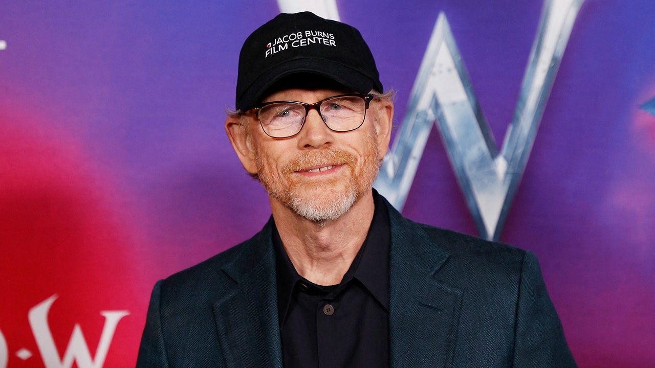 'Hillbilly Elegy' director Ron Howard 'very surprised and disappointed' by JD Vance's political rhetoric