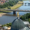 Teile der Carolabrücke in Dresden in die Elbe gestürzt