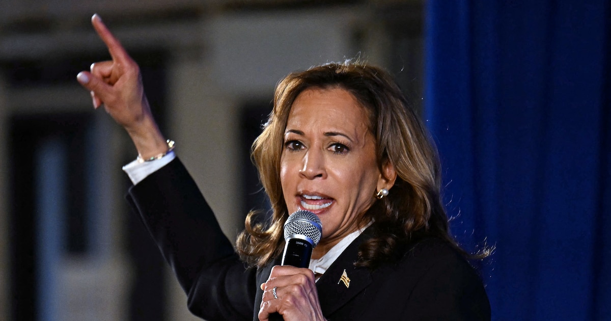 La vice-présidente américaine et candidate démocrate à la présidentielle Kamala Harris s'exprime lors d'une soirée de surveillance après un débat présidentiel avec l'ancien président américain et candidat républicain à la présidentielle Donald Trump au Cherry Street Pier à Philadelphie, Pennsylvanie, le 10 septembre 2024. (Photo de Jim WATSON / AFP)