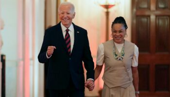 South Carolina's Dawn Staley holds Biden's hand at ceremony after appearing to take swipe at re-election bid