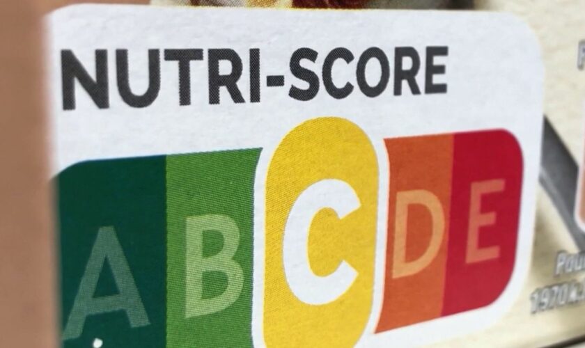 Nutri-Score : la nouvelle notation, vantée par une étude, fait grincer des dents certains industriels