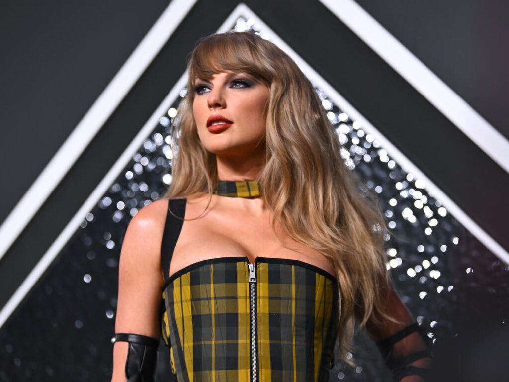 Taylor Swift becomes most-awarded solo act in MTV VMAs history