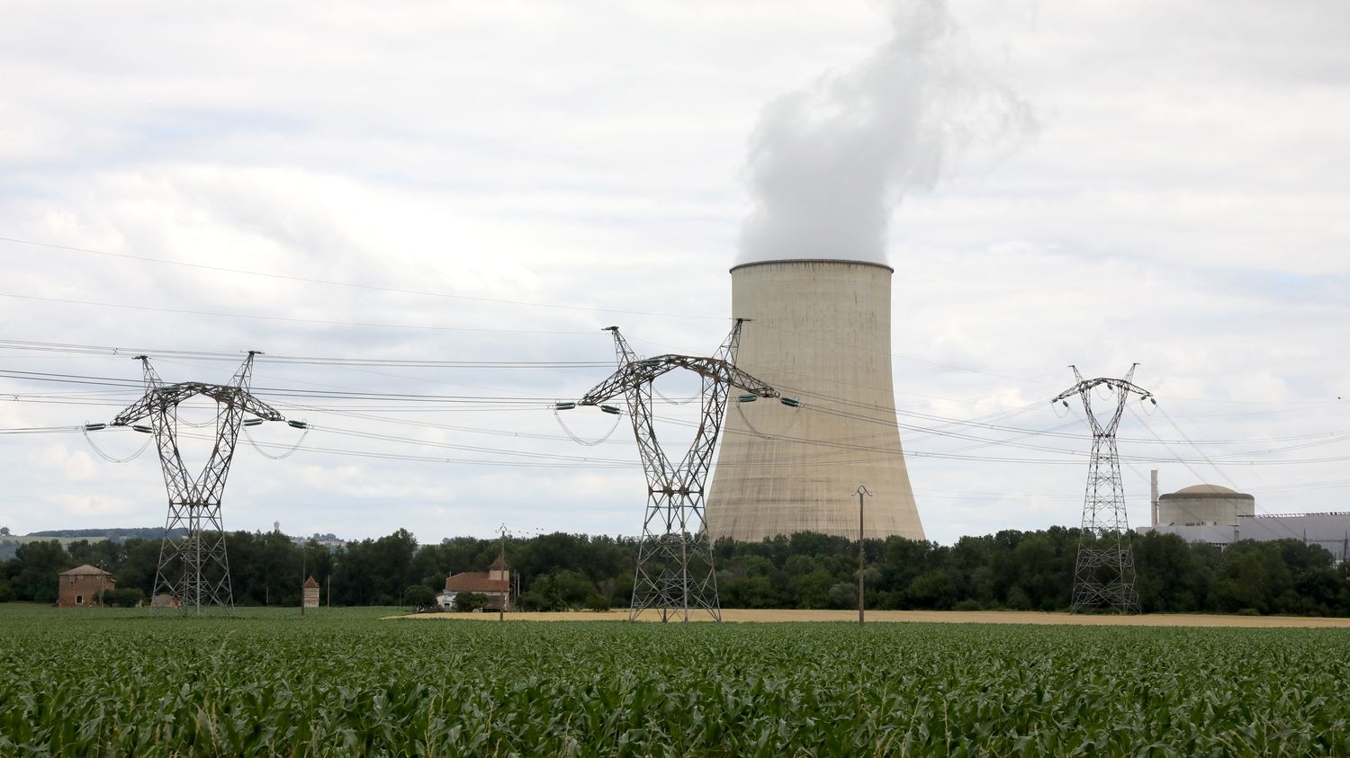 Prix de l'énergie : le tarif réglementé de l'électricité va baisser "d'au moins 10% au 1er février"