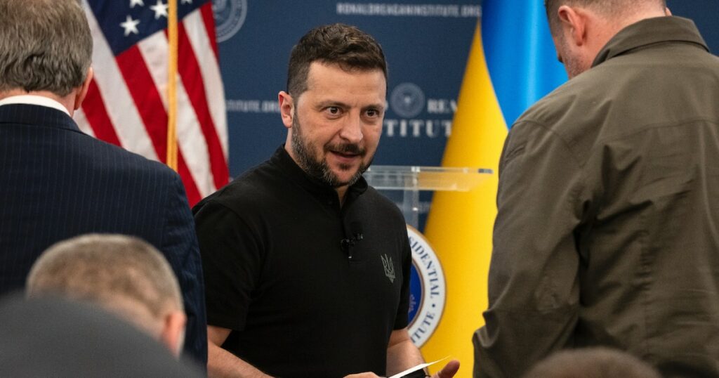 Le président ukrainien Volodymyr Zelensky avant un discours devant l'Institut Ronald Reagan à Washington en marge d'un sommet de l'Otan, le 9 juillet 2024