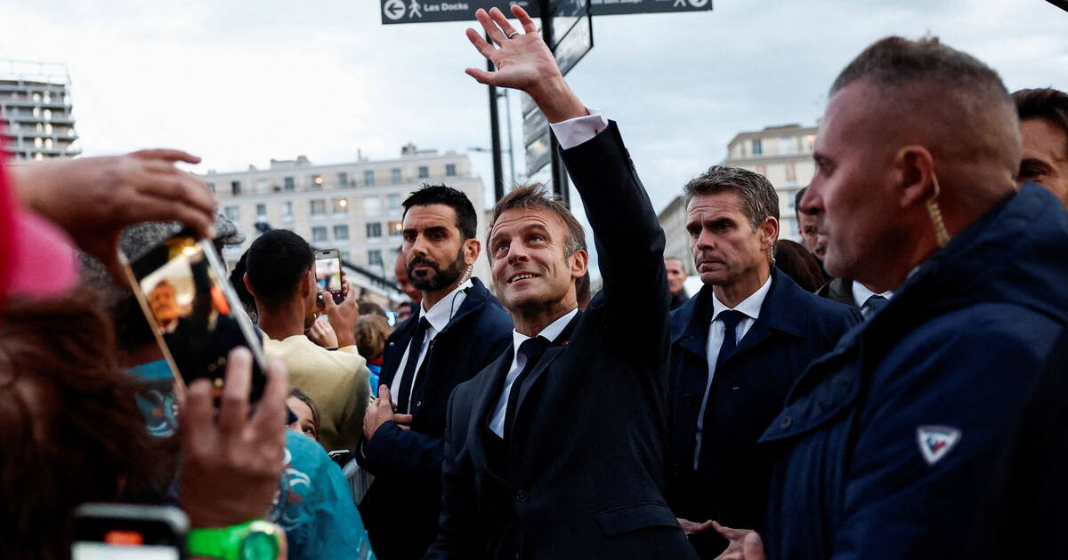 Emmanuel Macron évoque une «ère nouvelle» au Parlement et souhaite des «compromis» pour le gouvernement