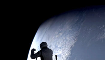 SpaceX réalise la première sortie spatiale privée de l’Histoire