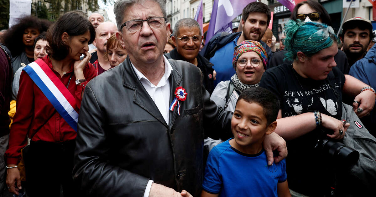 La gauche française aurait pu gouverner, elle a choisi de se chicaner