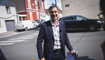 François Ruffin étrillé par les insoumis après ses déclarations sur Jean-Luc Mélenchon et LFI