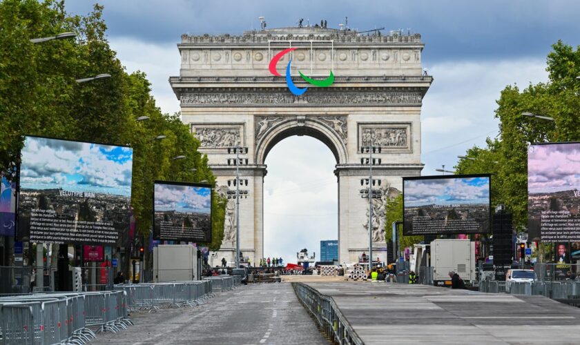 DIRECT. Suivez la Parade des athlètes olympiques et paralympiques français sur les Champs-Elysées