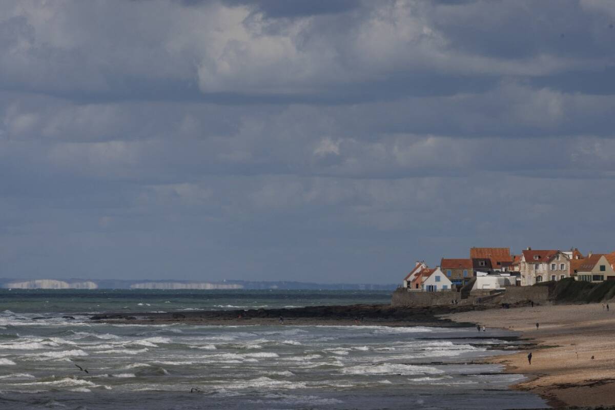 Huit personnes meurent en tentant de traverser la Manche