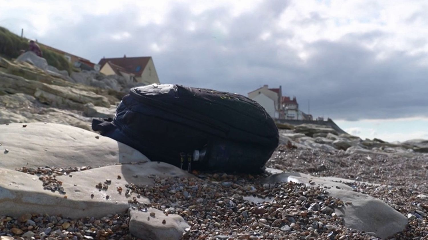 Traversée de la Manche : huit migrants décèdent dans un naufrage