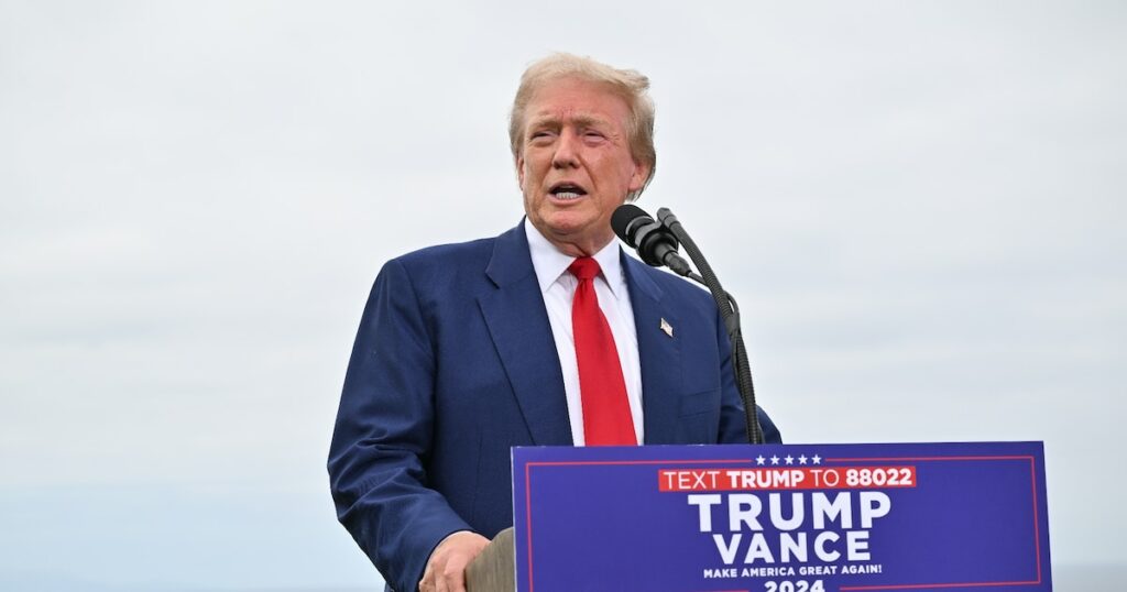 Donald Trump, lors d'une conférence de presse à Rancho Palos Verdes, en Californie, le 13 septembre 2024