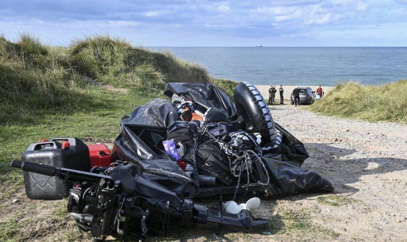 Naufrage d'un bateau de migrants : ce que l'on sait du drame qui a fait huit morts au large d'Ambleteuse