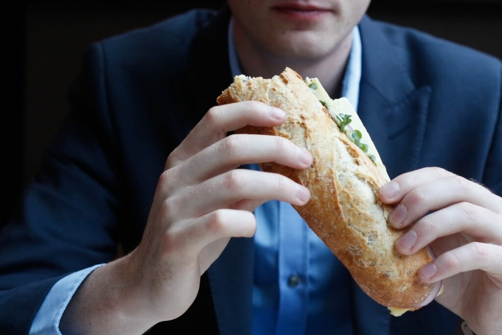 Ce sandwich si apprécié des Français présente un risque s'il est mangé trop souvent