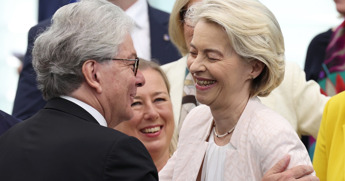 Le commissaire européen au Marché intérieur, Thierry Breton et la présidente de la Commission européenne Ursula von der Leyen, le 18 juillet 2024 au Parlement européen à Strasbourg