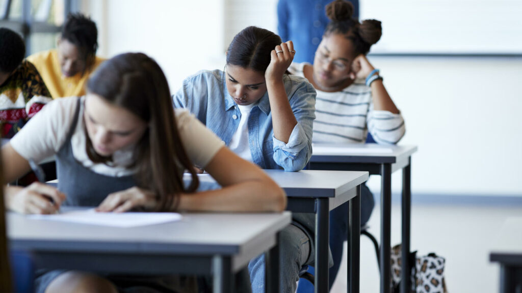 La réforme du brevet des collèges ne sera finalement pas adoptée cette année